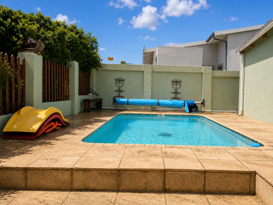 4 Bedroom Property for Sale in Aston Bay Eastern Cape
